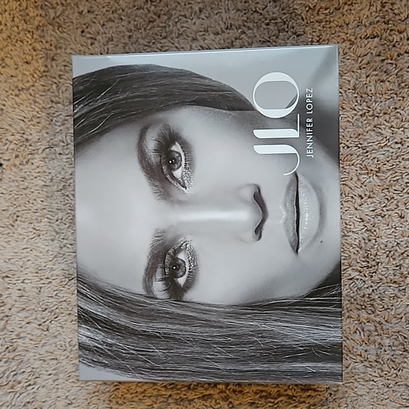 Shoes - Picture 3 of 3